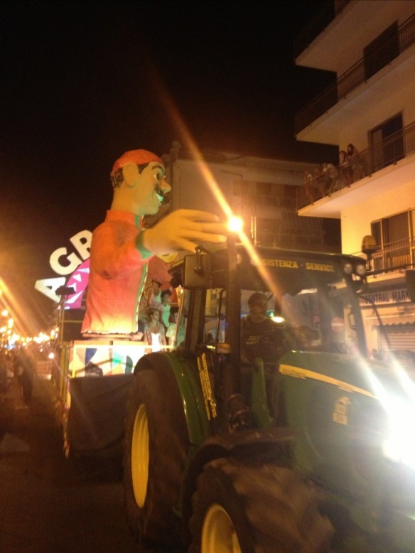 Carro Carnevale Estivo Agropoli